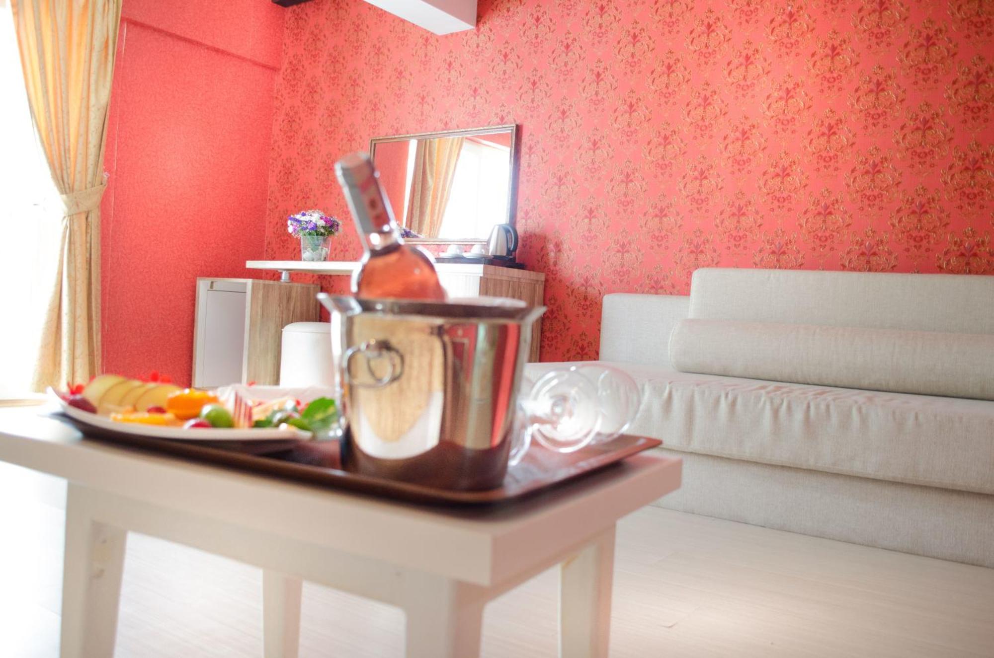 Delfi Hotel Spa & Wellness Center Bodrum Стая снимка