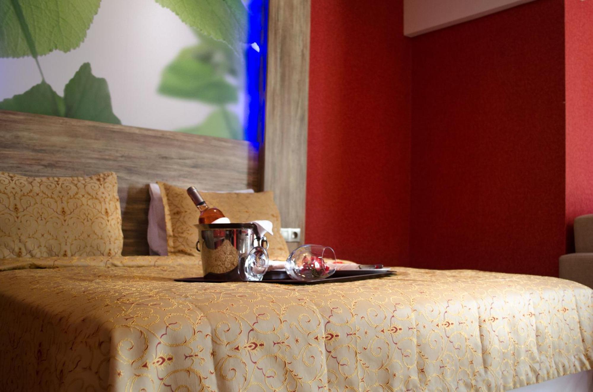 Delfi Hotel Spa & Wellness Center Bodrum Стая снимка