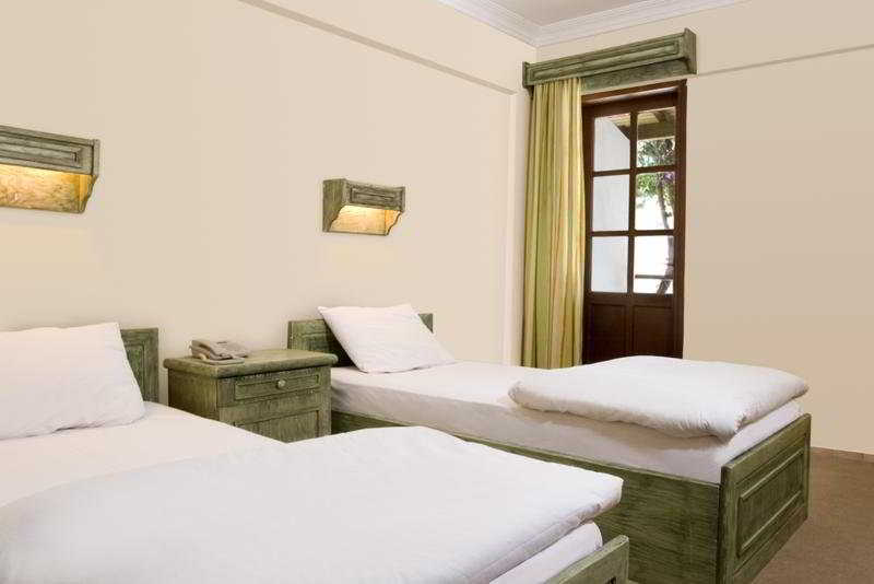 Delfi Hotel Spa & Wellness Center Bodrum Екстериор снимка